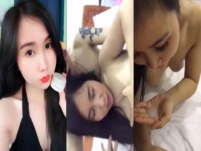 Bắt em tắm để chơi mà anh đã xuất